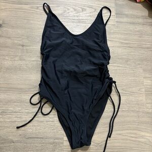 Womens Black One Piece Bathing Swim Suit Sz M Lace Up Sides Built In Bra